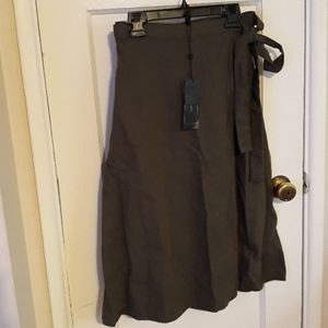 Bcbg maxazria skirt